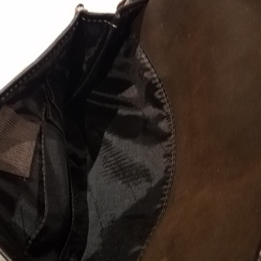 Bellino Leather over the shoulder Bag - Picture 5 of 8